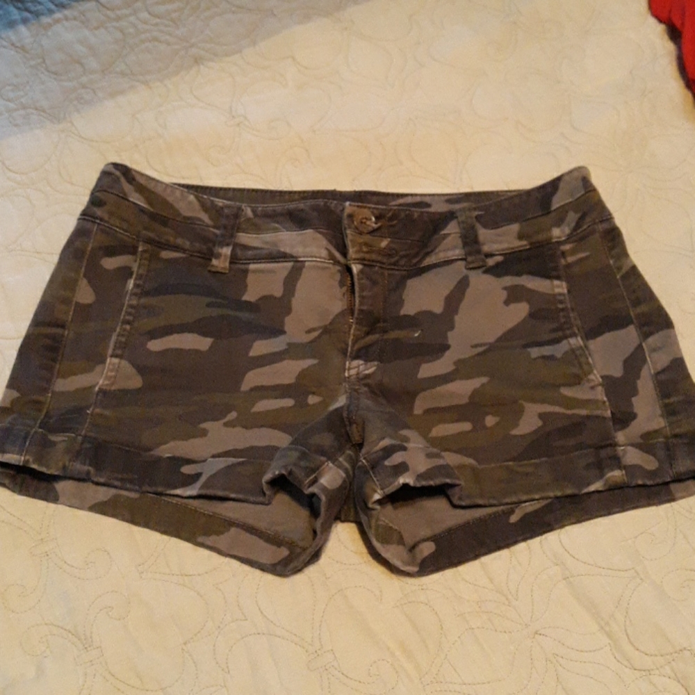 Express shorts